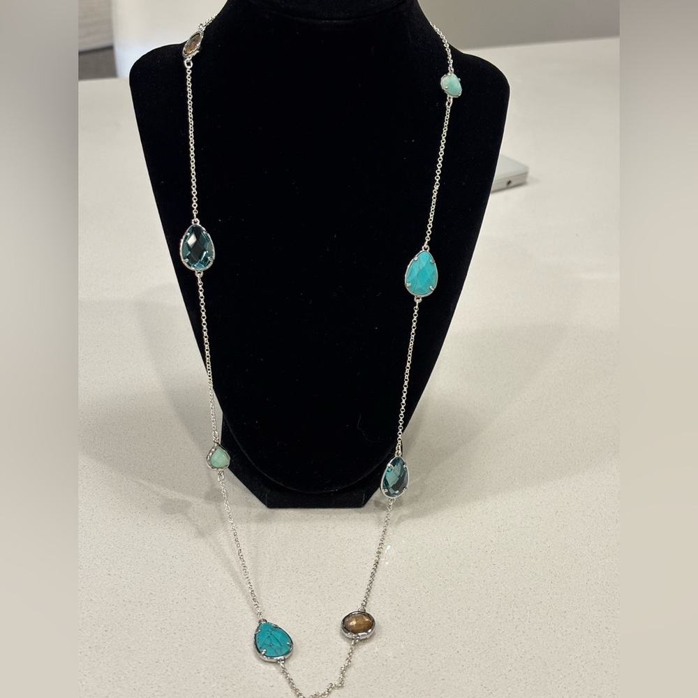 Elegant Silver and Blue Gemstone Necklace